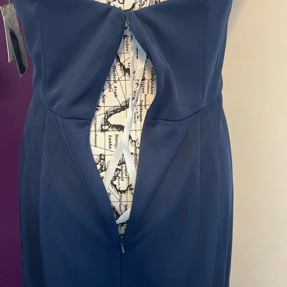 Strapless Davids Bridal Dress NWT - Picture 7 of 8